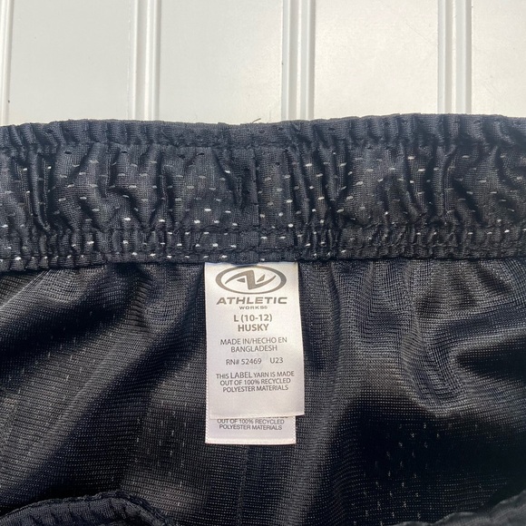 •Athletic Works• black mesh drawstring shorts - Picture 4 of 4